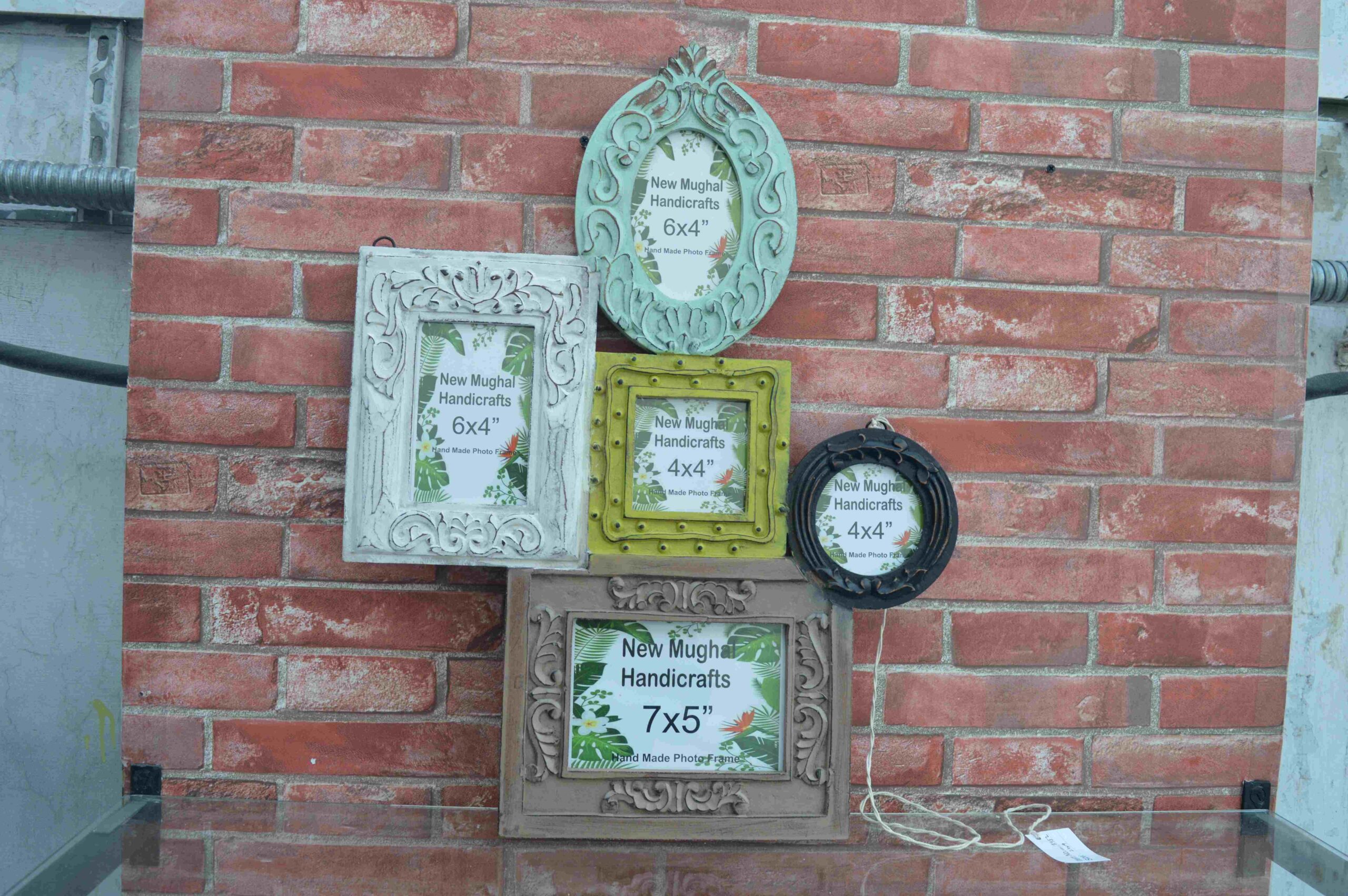 Classic Ornamental Wall Art With Decorative Metal Frame