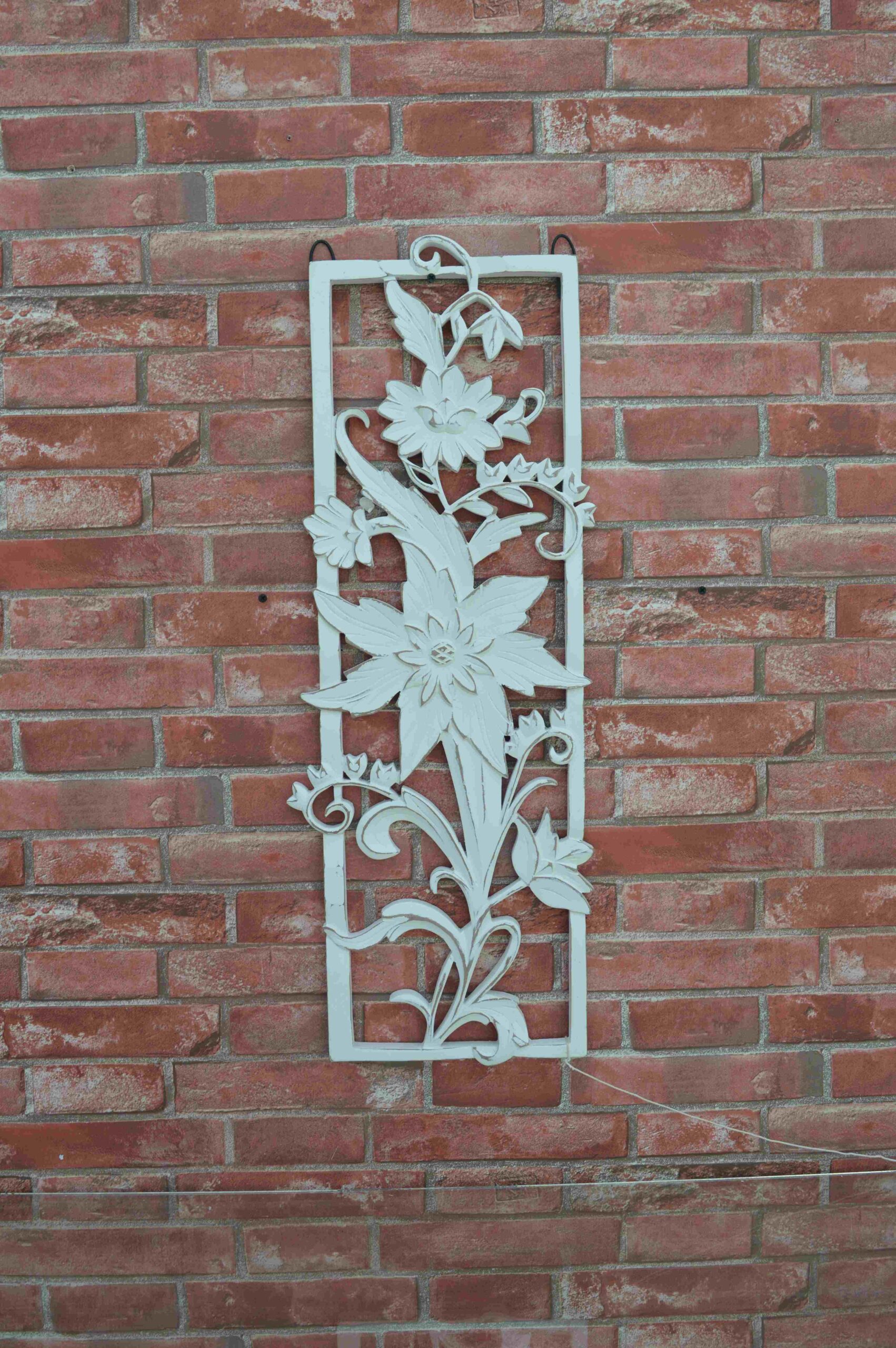 Elegant Floral Wall Panel With Handcrafted Metal Art