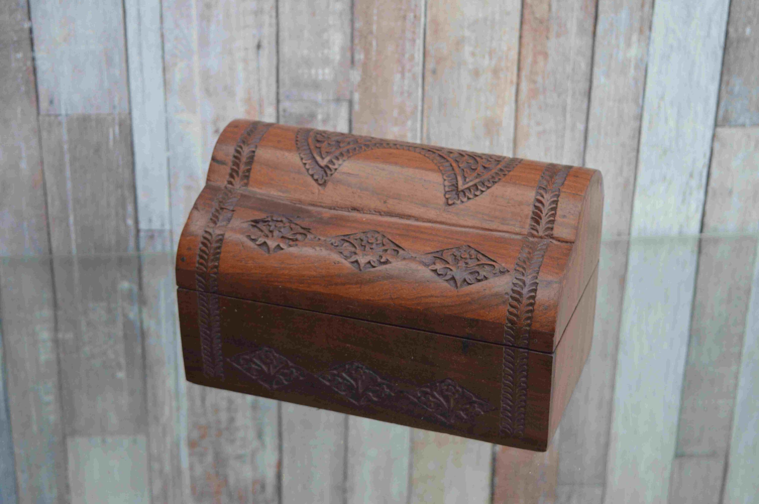 Handcrafted Wooden Storage Box – Antique Design