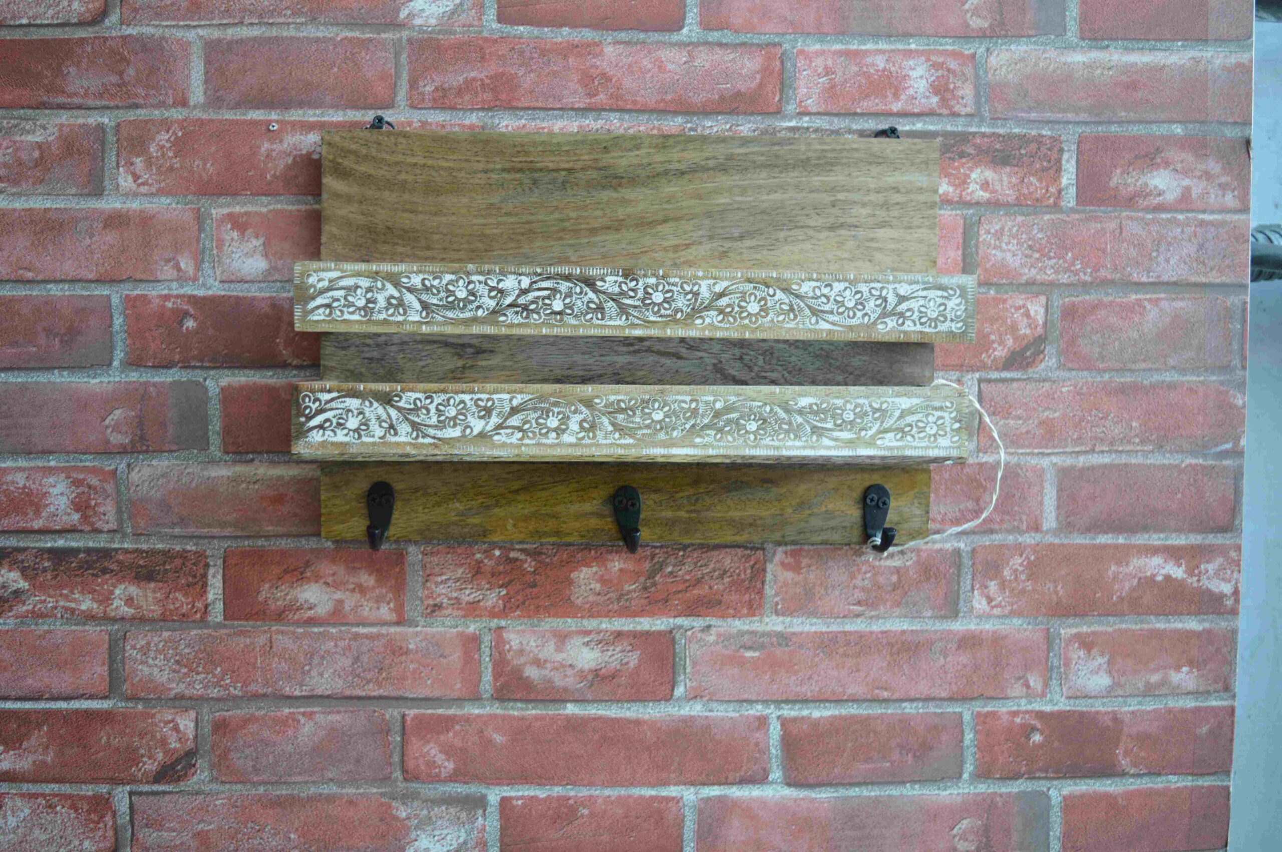 Handcrafted Wooden Wall Hook Rack MHDW09