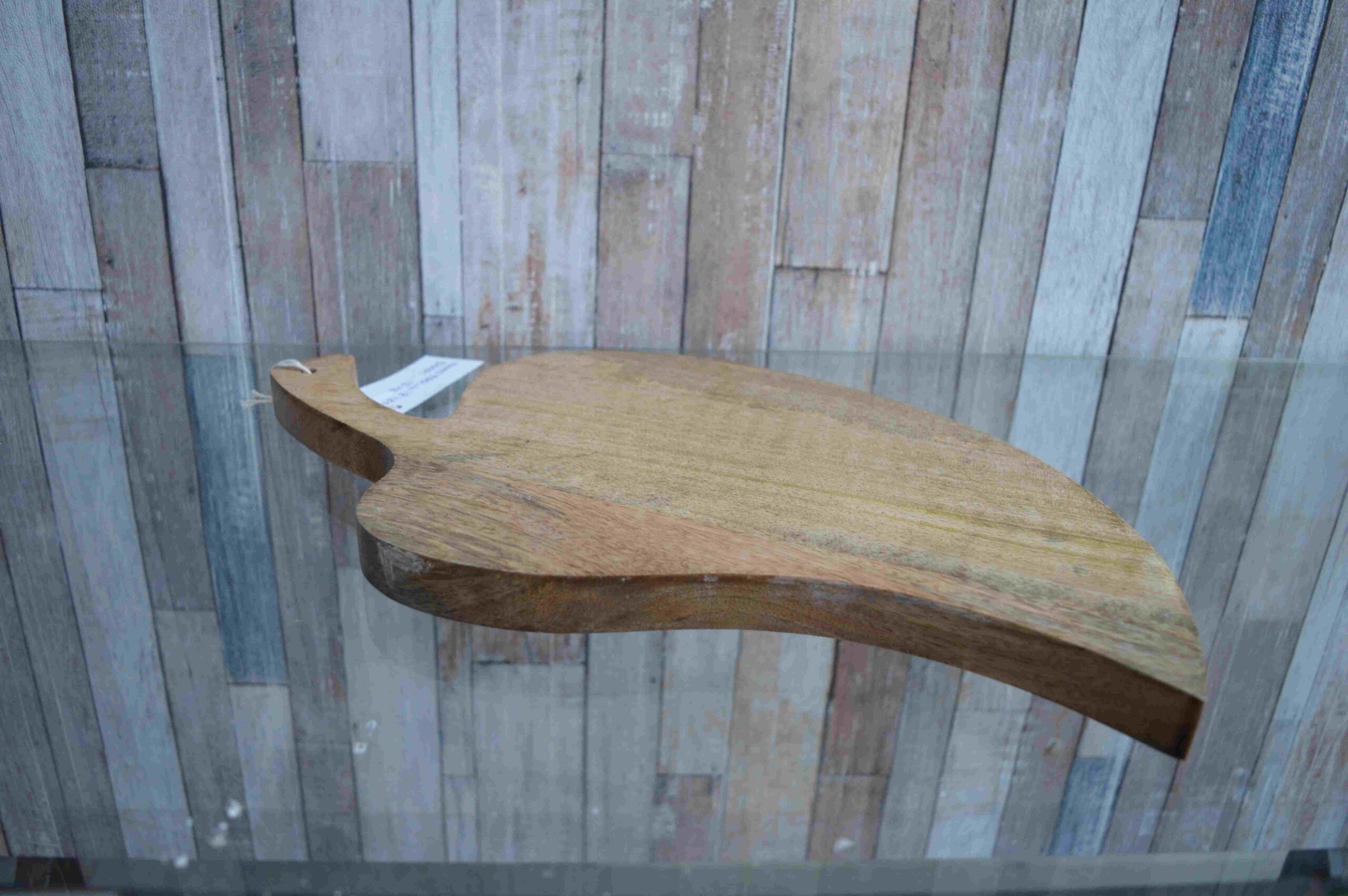 Wooden Mango Shape Chopping Board with Handle MHCPB03